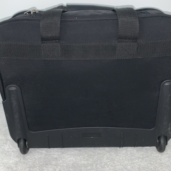 EUC Samsonite carry-on/laptop/briefcase excellent used condition, black. - Picture 17 of 17